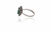 Anello con smeraldo e diamanti - Asta Preziosi Anello con smeraldo e diamanti - Asta Preziosi