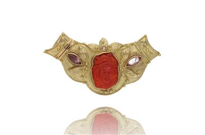 Chiusura/centrale con corallo, diamante e pietre naturali - Asta Preziosi Chiusura/centrale con corallo, diamante e pietre naturali - Asta Preziosi