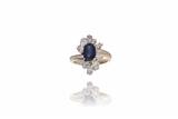 Anello con zaffiro e diamanti - Asta Preziosi Anello con zaffiro e diamanti - Asta Preziosi
