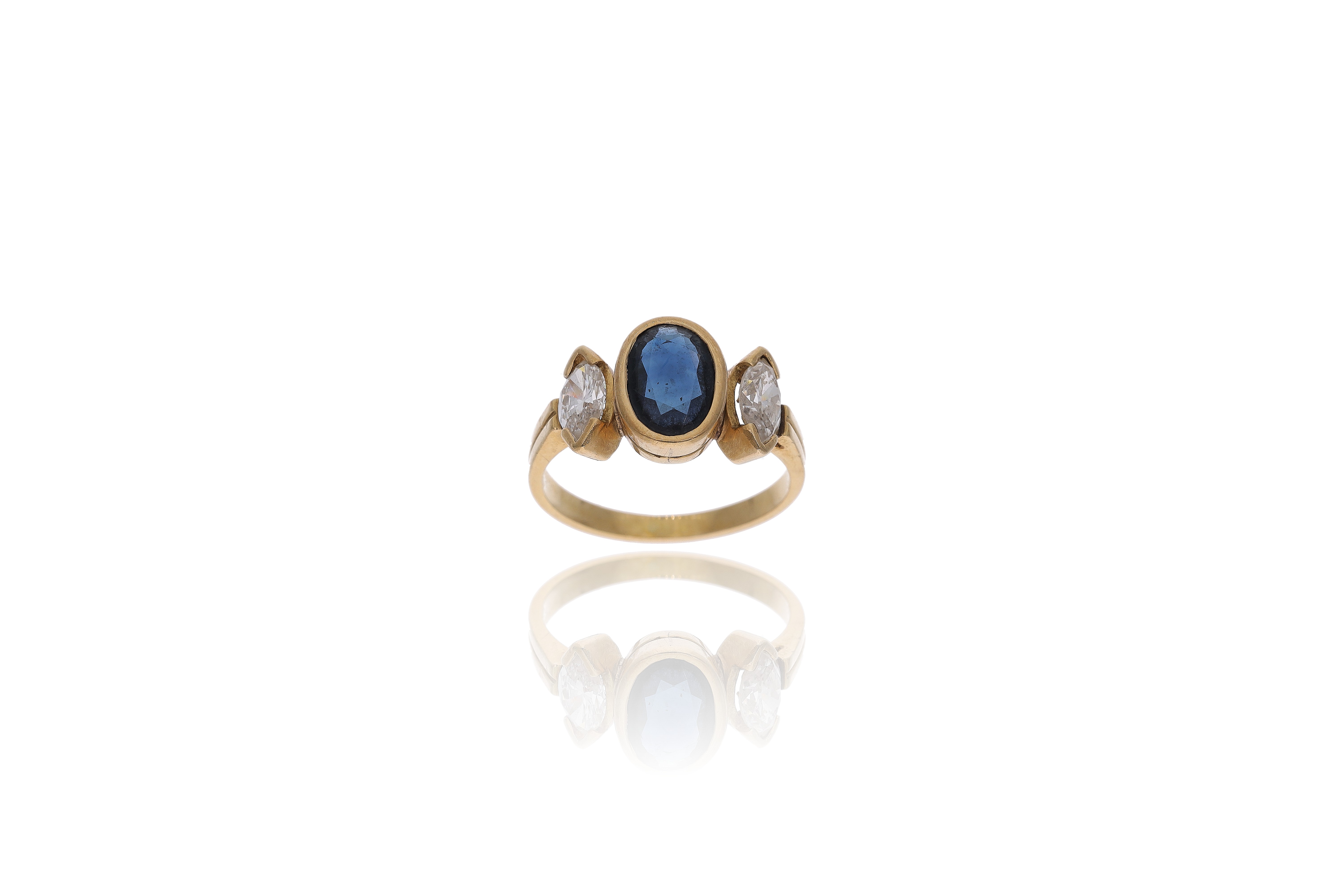 Anello con diamanti e zaffiro - Asta Preziosi