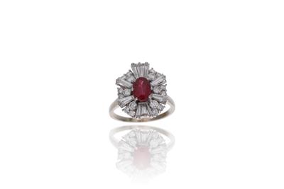 Anello con diamanti e pietra - Asta Preziosi Anello con diamanti e pietra - Asta Preziosi