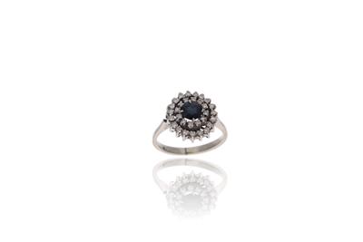 Anello con zaffiro e diamanti - Asta Preziosi Anello con zaffiro e diamanti - Asta Preziosi