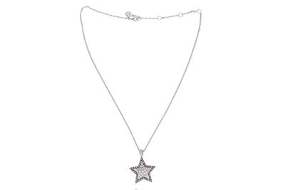 Collana con ciondolo con stella - Asta Preziosi Collana con ciondolo con stella - Asta Preziosi