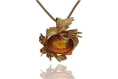 Collana con ciondolo in oro - Asta Preziosi Collana con ciondolo in oro - Asta Preziosi