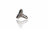 Anello con diamante e pietra - Asta Preziosi