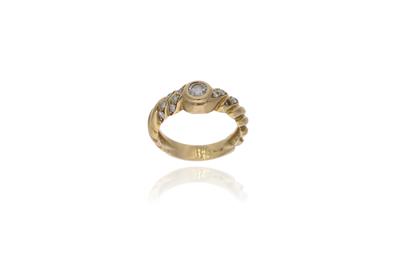 Anello con diamanti - Asta Preziosi