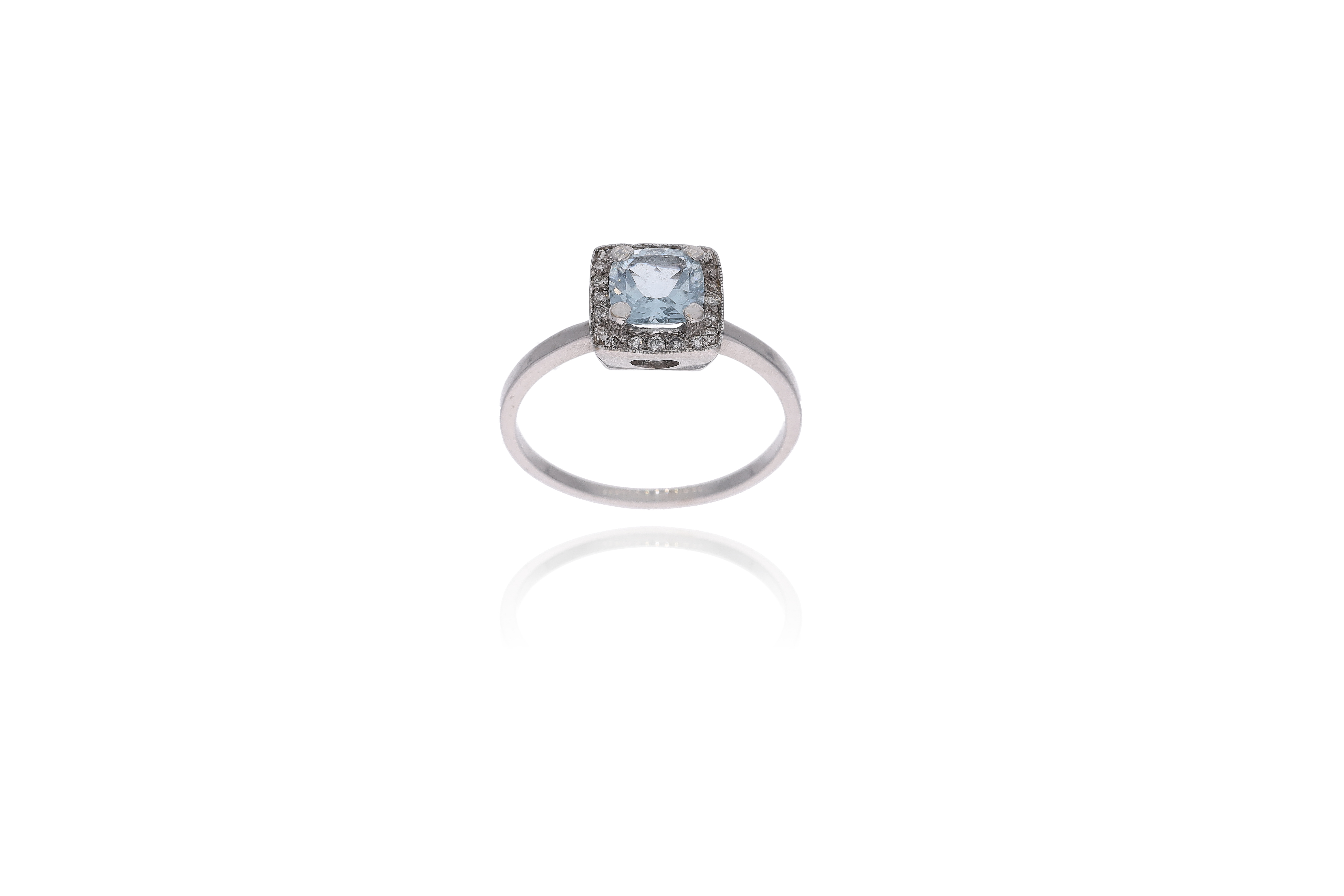 Anello con acquamarina e diamanti - Asta Preziosi