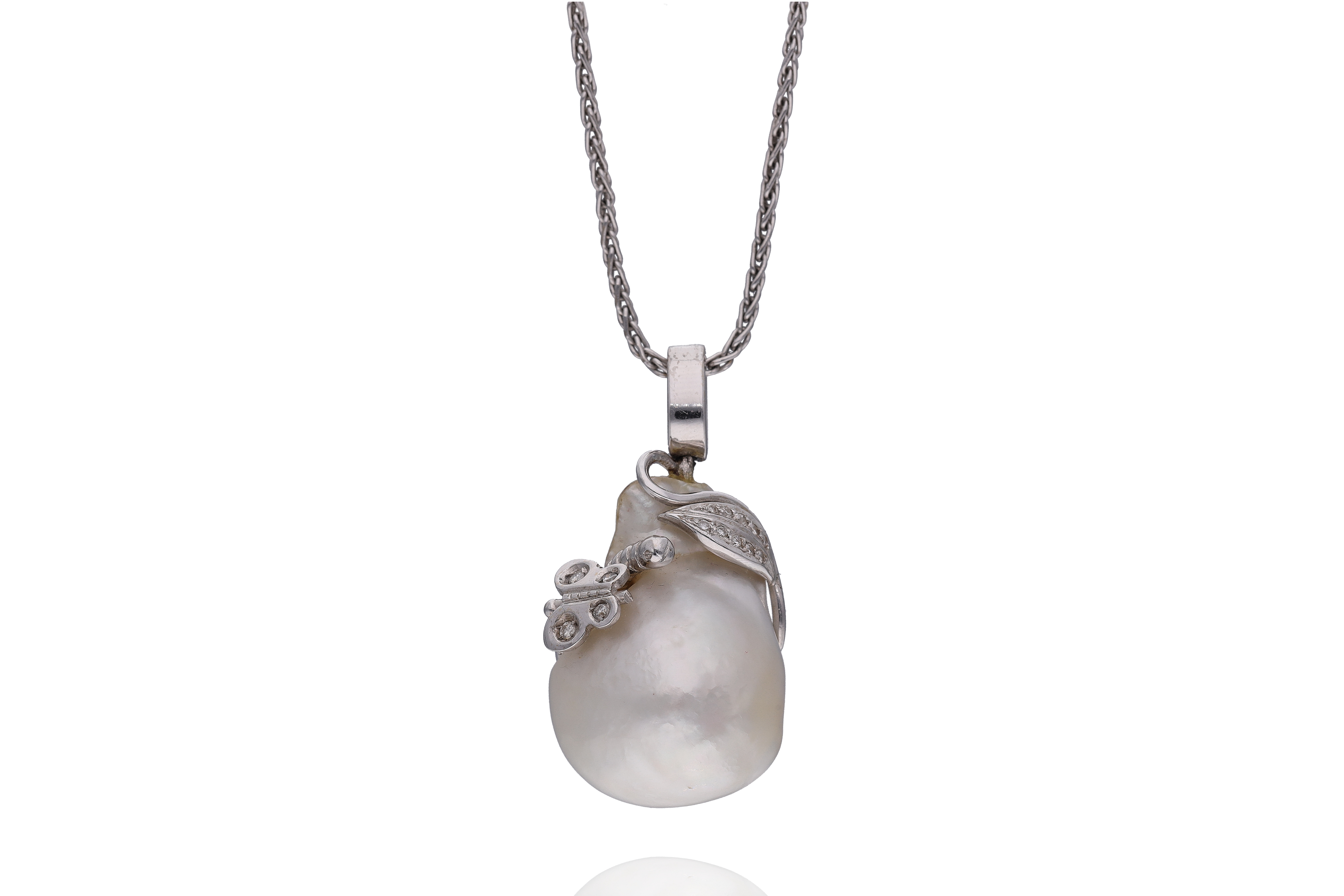 Collana con ciondolo perla barocca e diamanti - Asta Preziosi