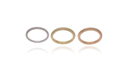 Tre anelli in oro - Asta Preziosi
