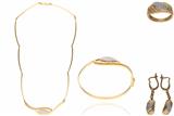 Parure anello, bracciale, collana e paio di orecchini con diamanti - Asta Preziosi Parure anello, bracciale, collana e paio di orecchini con diamanti - Asta Preziosi