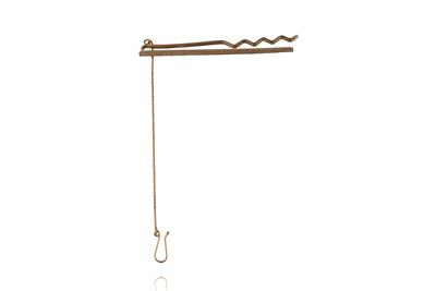 Fermacravatte con motivo floreale - Asta Preziosi