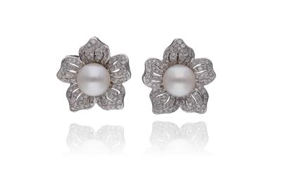 Orecchini con diamanti e perle - Asta Preziosi