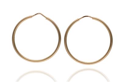 Paio di orecchini in oro - Asta Preziosi