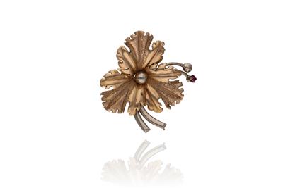 Spilla con pietra - Asta Preziosi