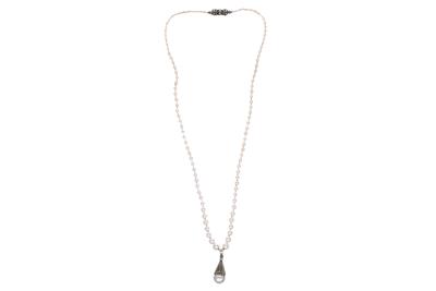 Collana con perle coltivate, diamanti e pietre - Asta Preziosi