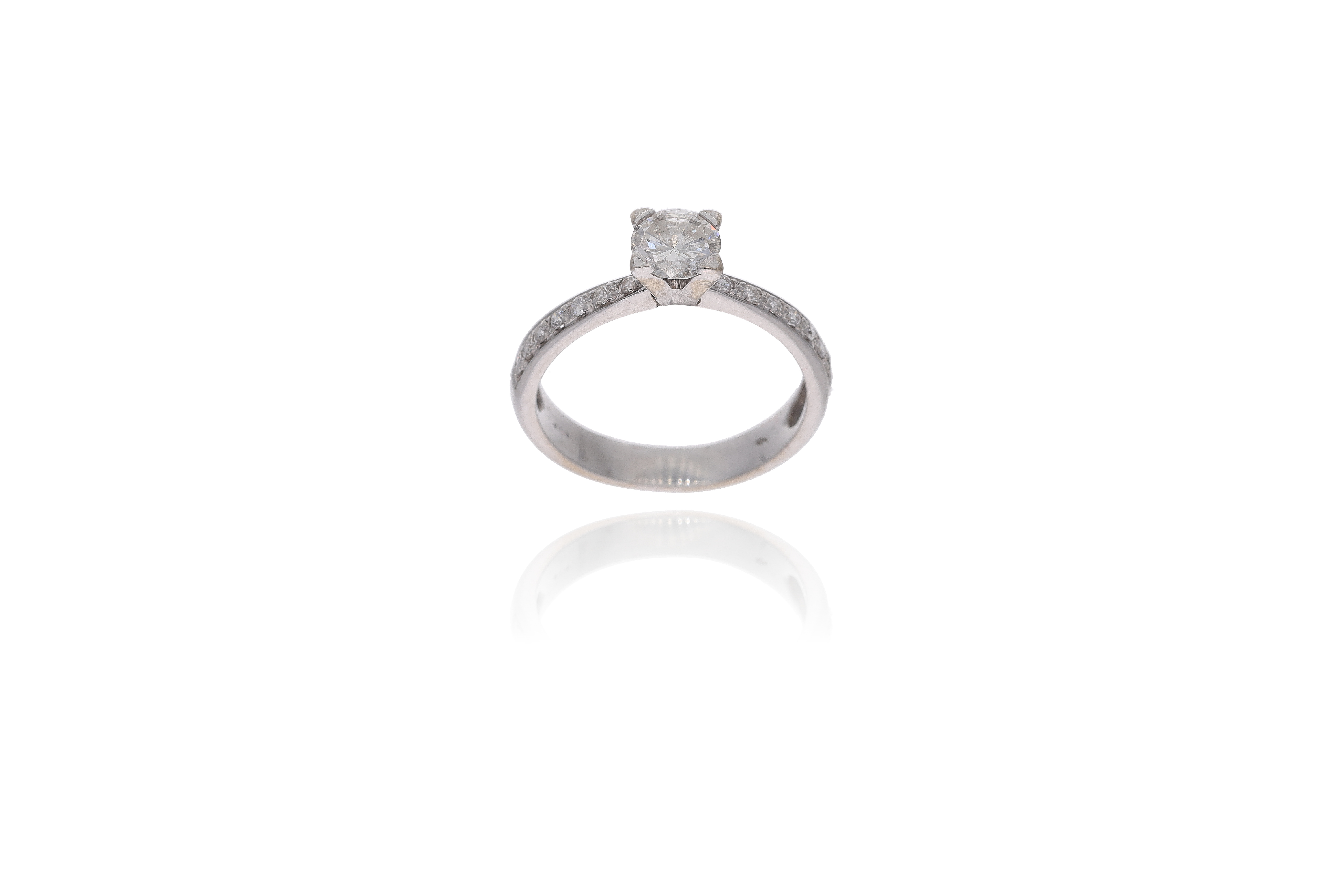 Anello con diamanti - Asta Preziosi
