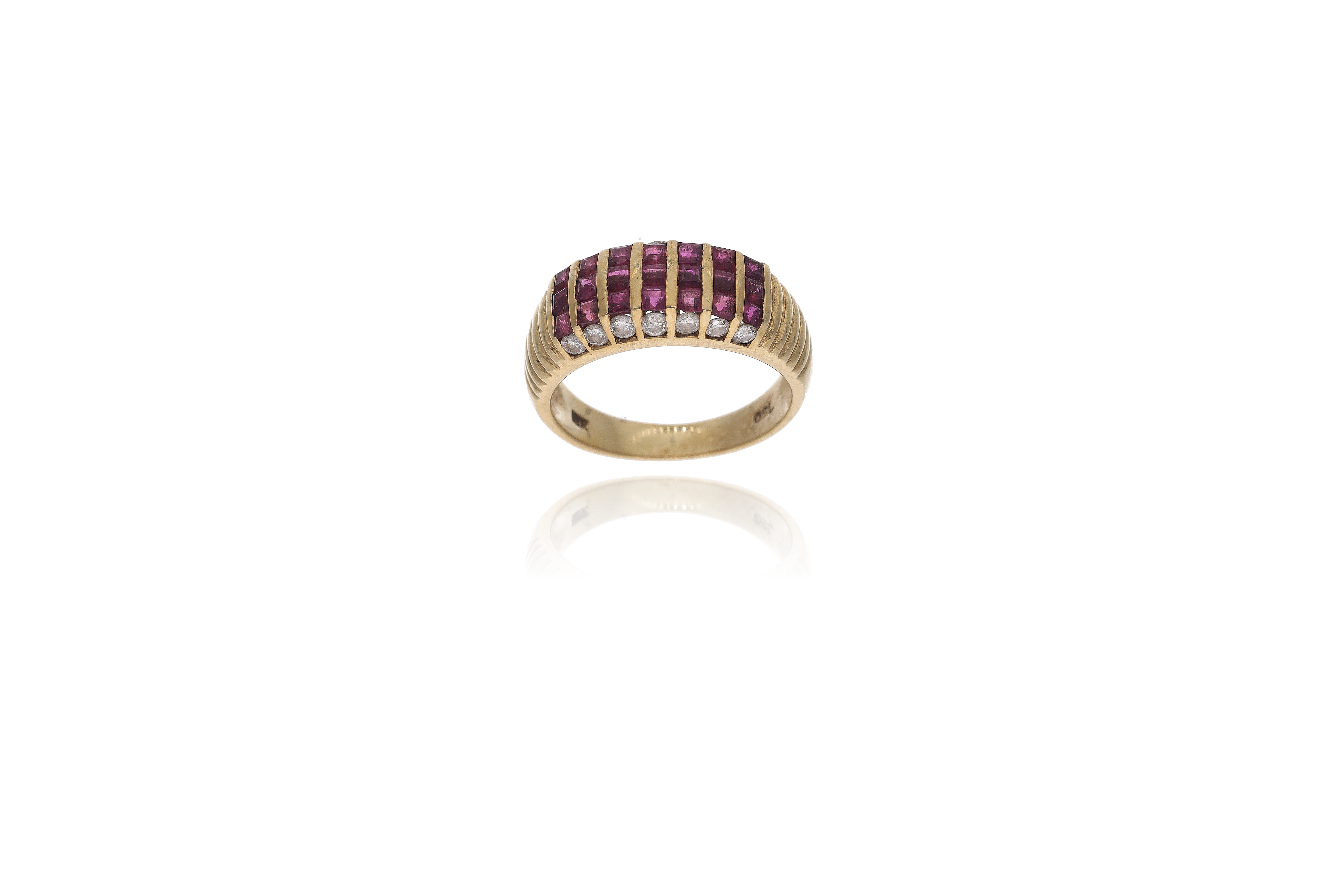 Anello con rubini e diamanti - Asta Preziosi