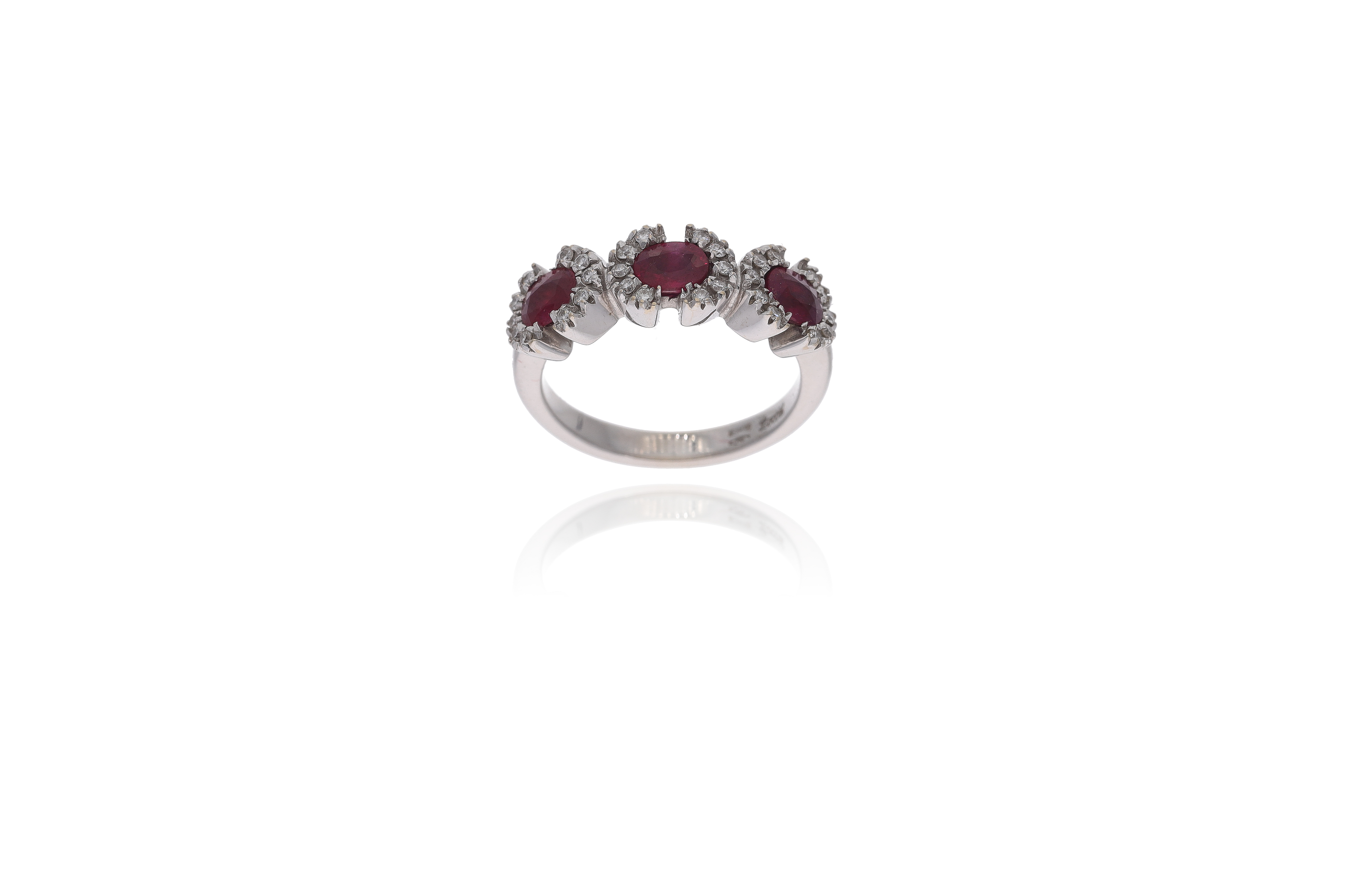 Zoccai, anello con diamanti e rubini - Asta Preziosi