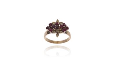 Anello con rubini e diamanti - Asta Preziosi Anello con rubini e diamanti - Asta Preziosi