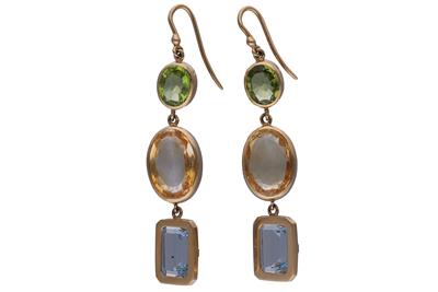 Paio di orecchini con quarzi, peridoti e pietre - Asta Preziosi Paio di orecchini con quarzi, peridoti e pietre - Asta Preziosi