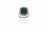 Anello con diamanti e smeraldo - Asta Preziosi Anello con diamanti e smeraldo - Asta Preziosi
