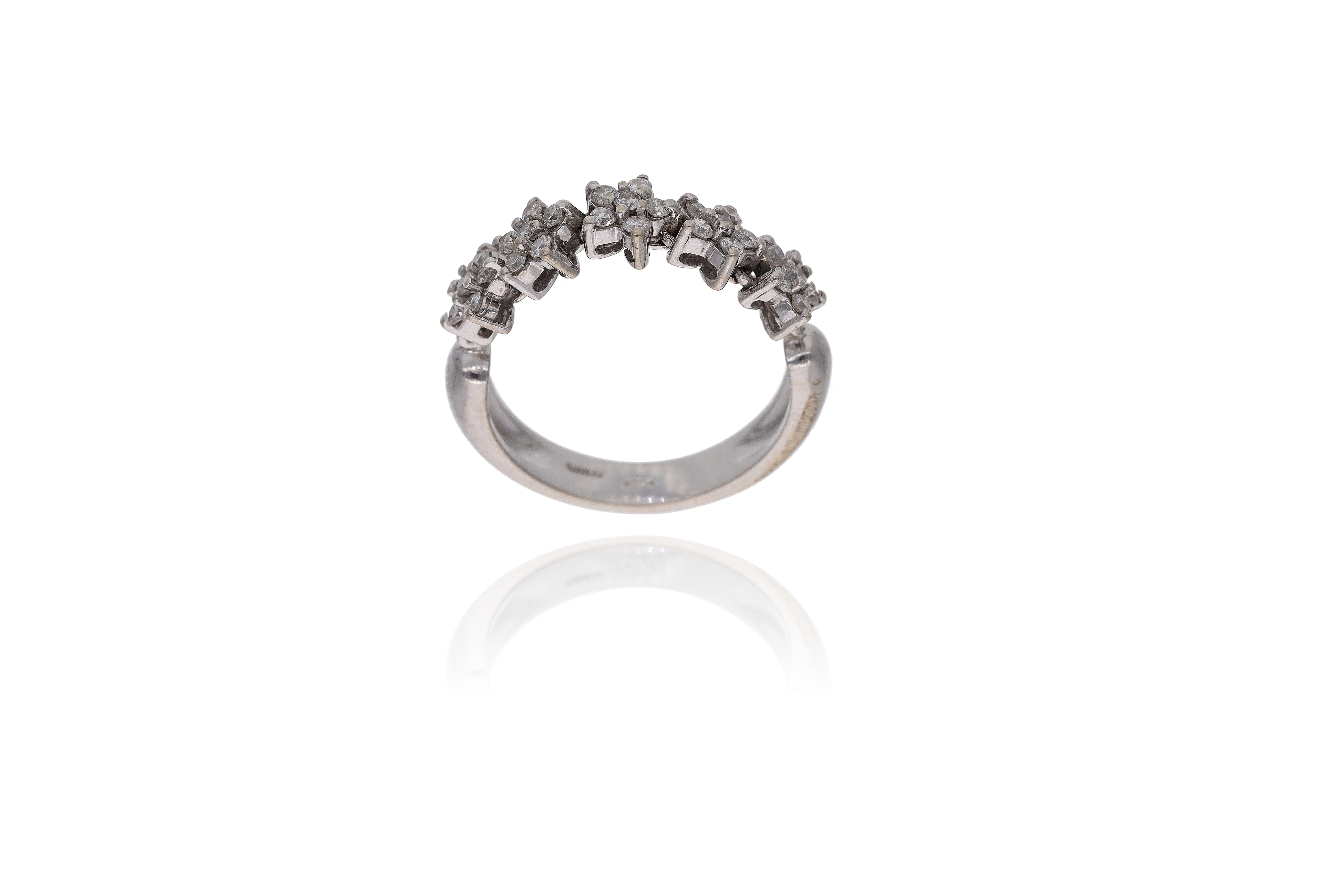 Anello con diamanti - Asta Preziosi