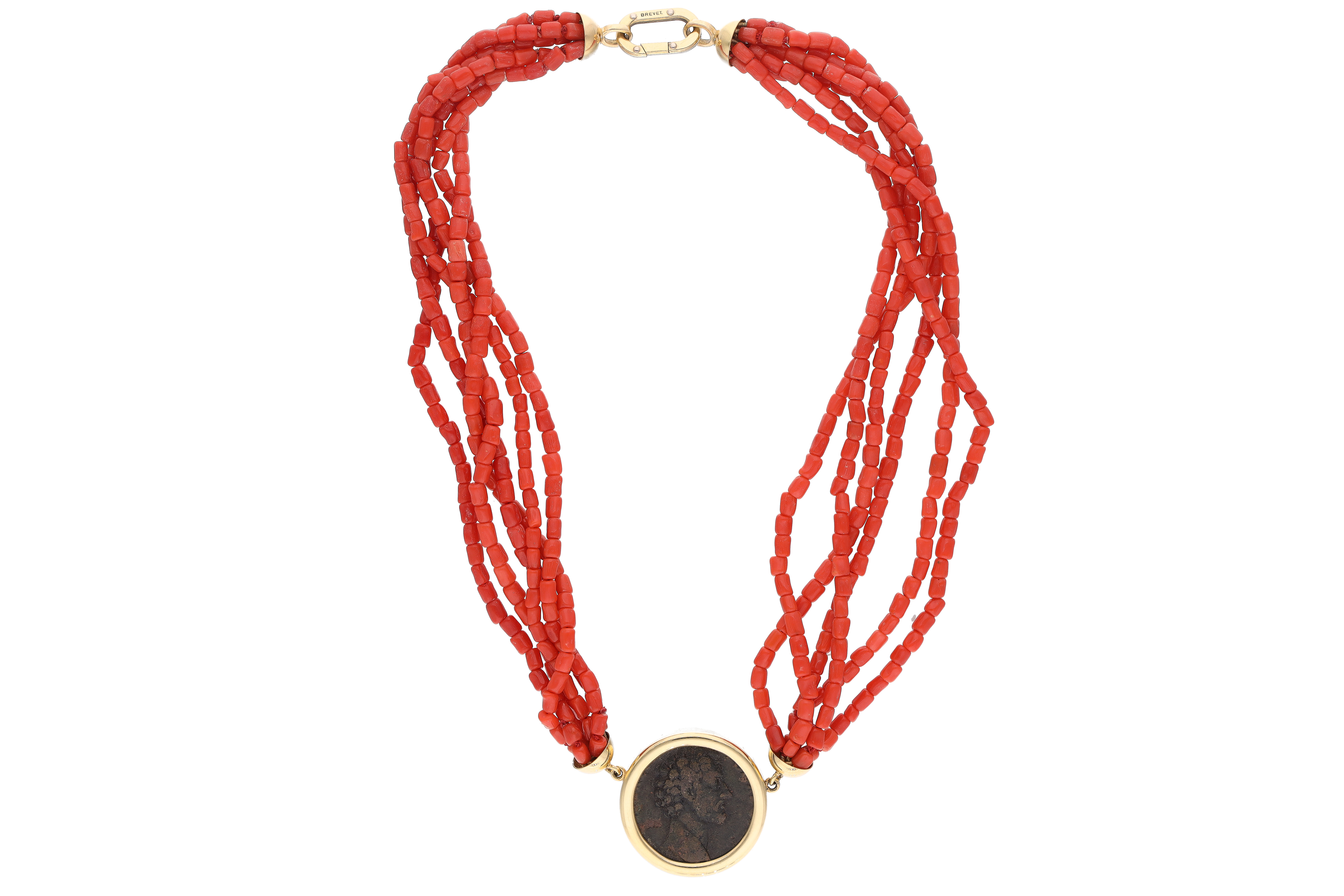 Collana con seri fili di corallo - Asta Preziosi