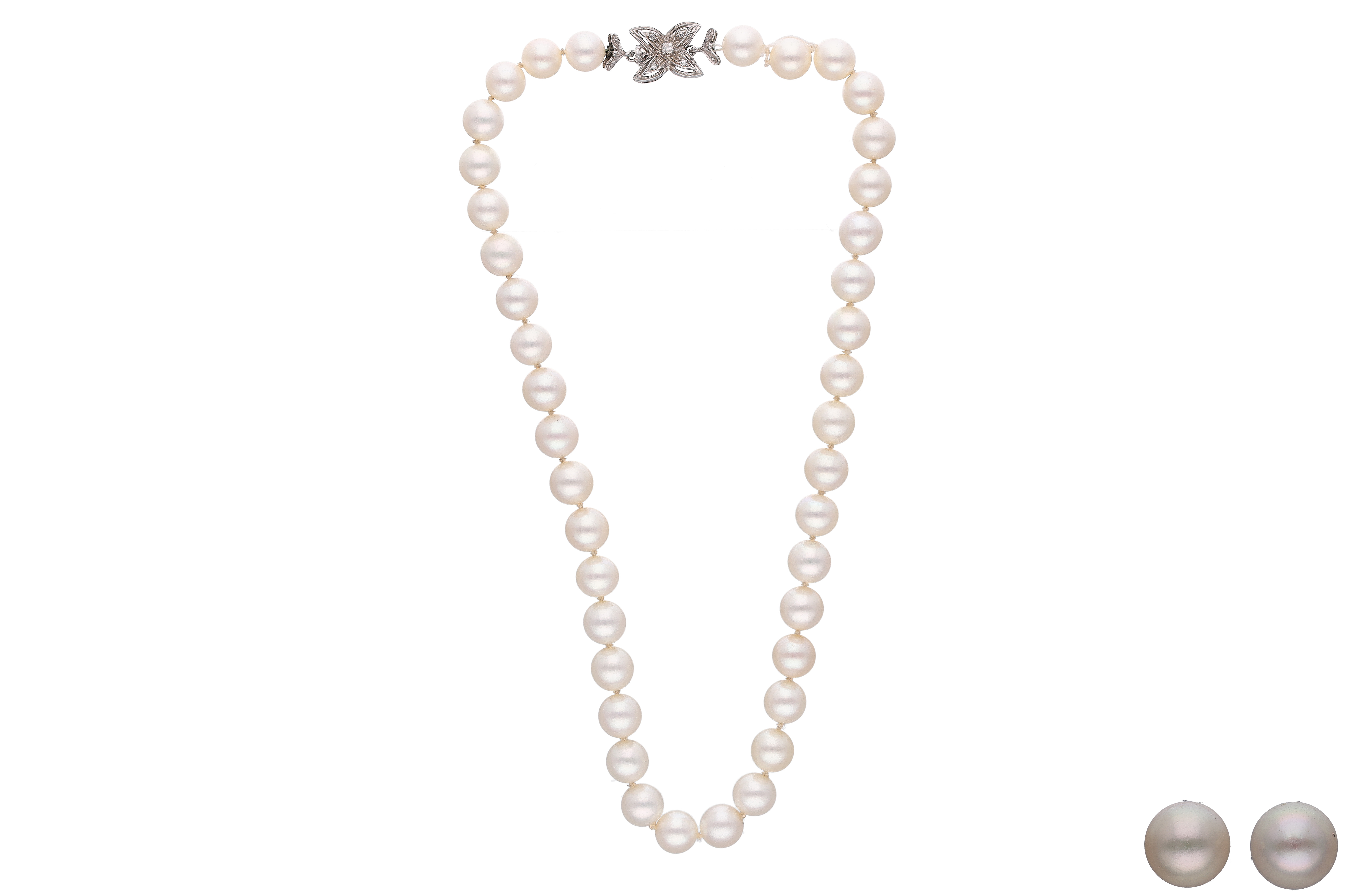 Parure, collana e paio di orecchini con perle coltivate - Asta Preziosi