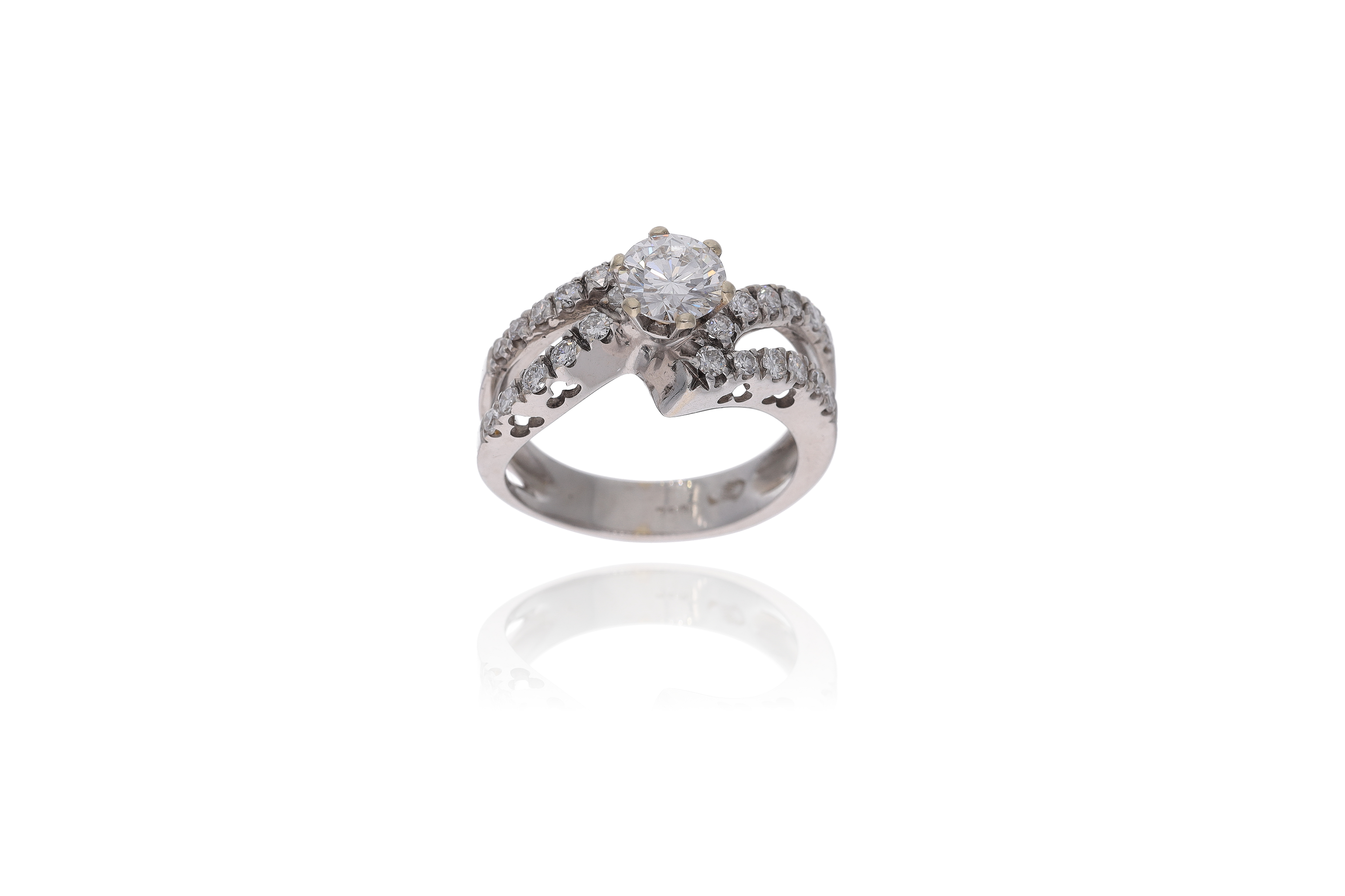 Anello con diamanti - Asta Preziosi