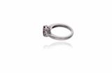Anello con rubino e diamanti - Asta Preziosi Anello con rubino e diamanti - Asta Preziosi