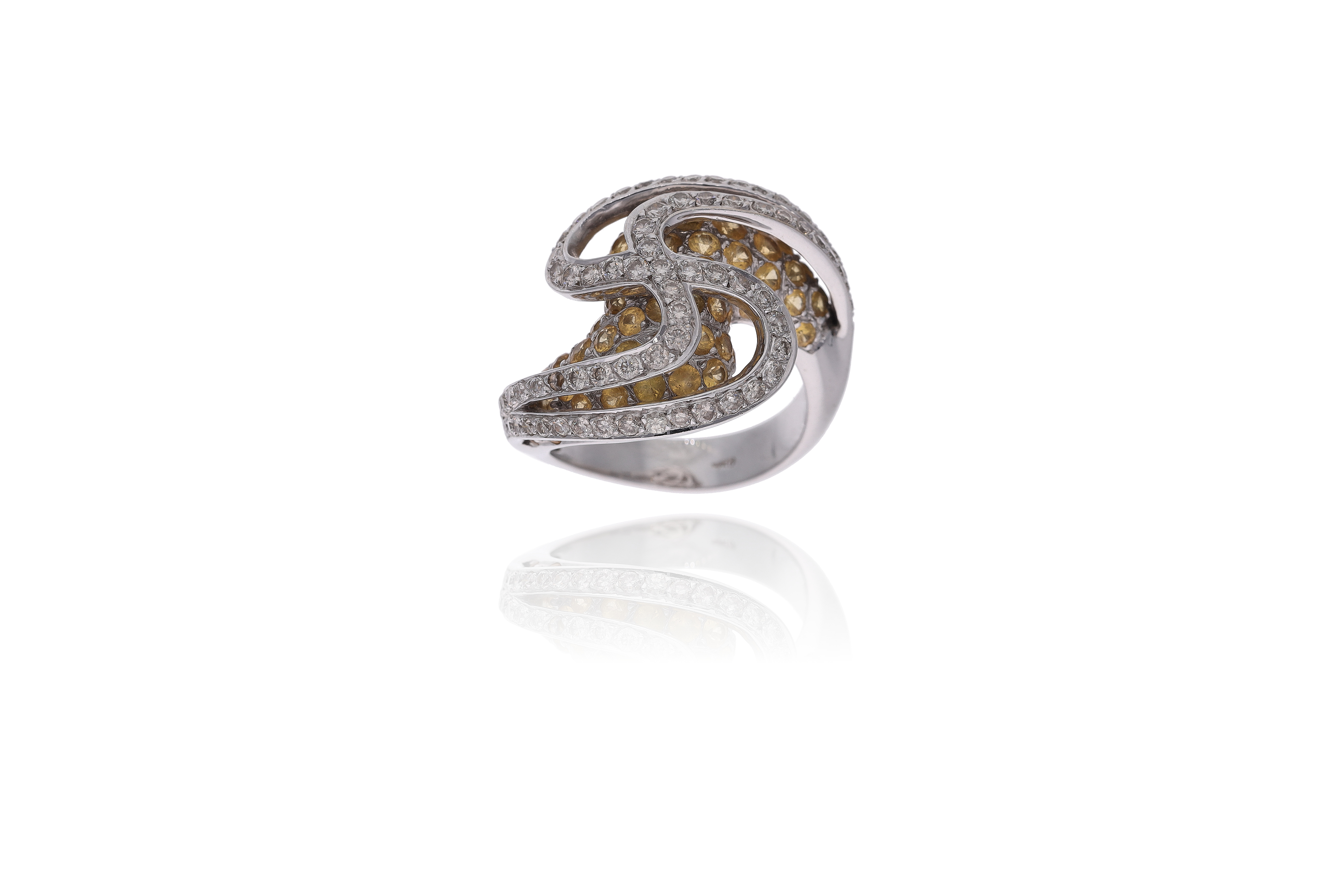 Anello con diamanti e pietre gialle - Asta Preziosi