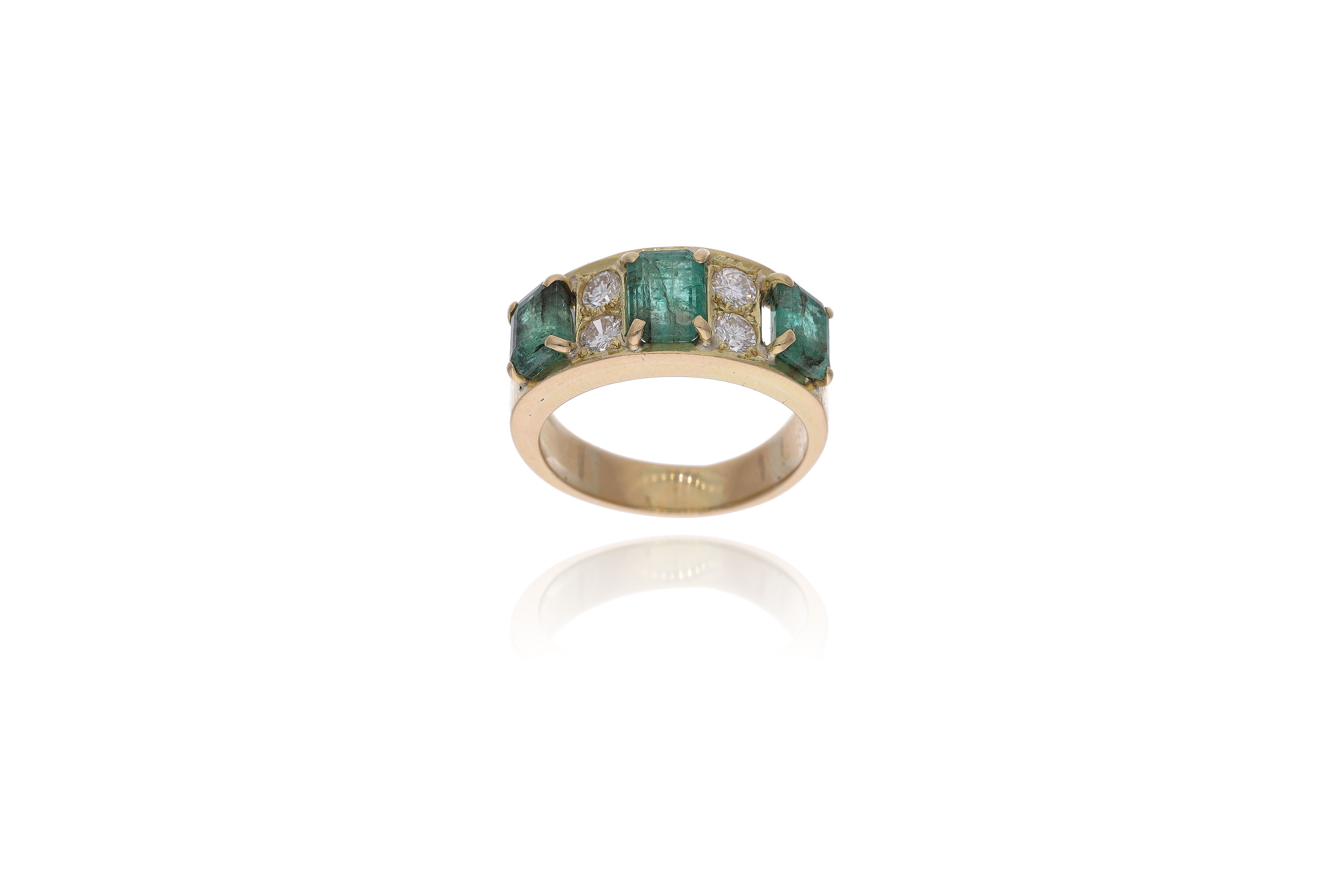 Anello con smeraldi e diamanti - Asta Preziosi