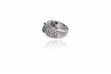 Anello con smeraldo e diamanti - Asta Preziosi Anello con smeraldo e diamanti - Asta Preziosi