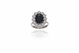 Anello con diamanti e zaffiro - Asta Preziosi Anello con diamanti e zaffiro - Asta Preziosi