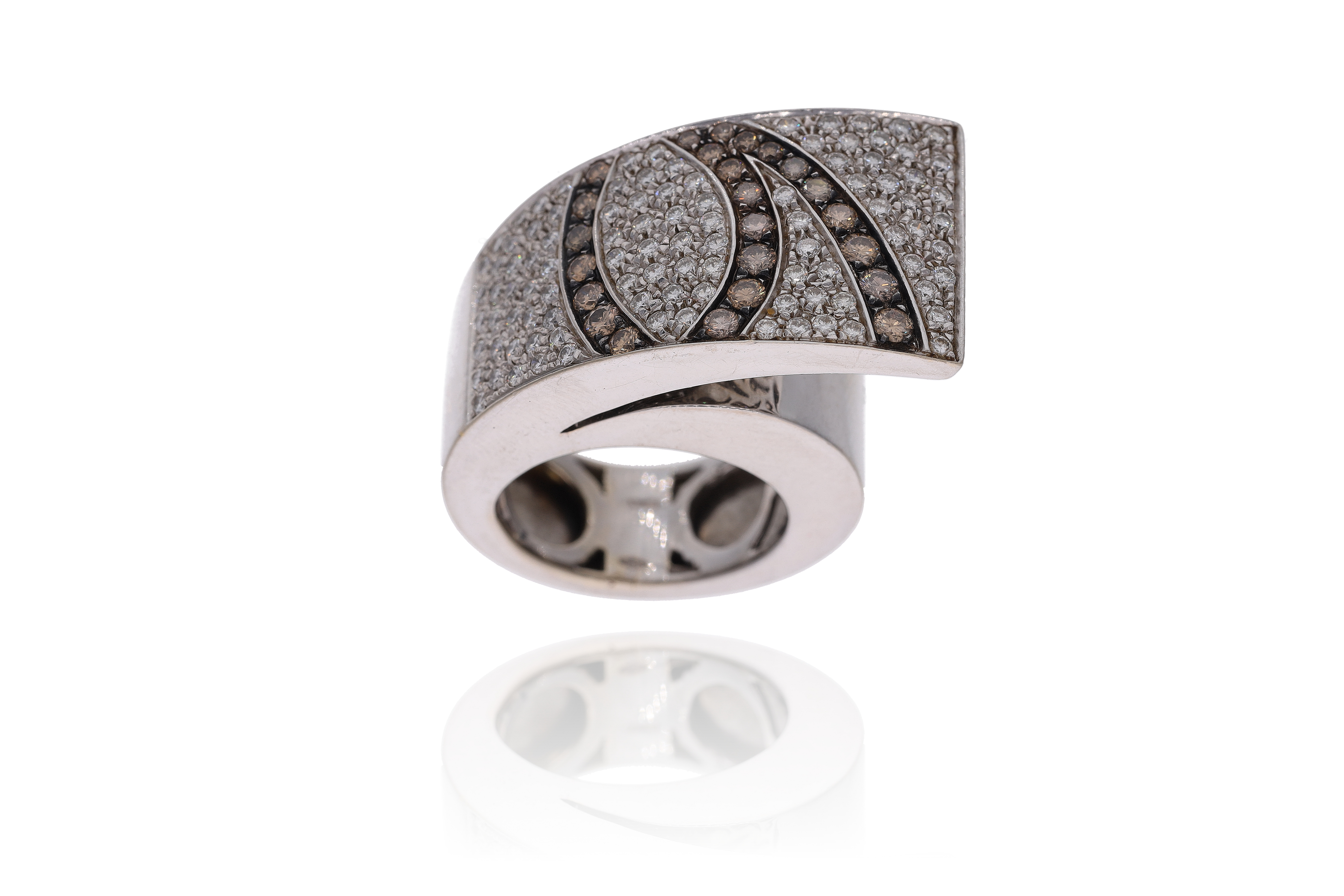 Anello con diamanti - Asta Preziosi