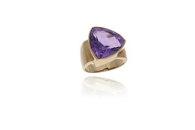 Anello con ametista - Asta Preziosi