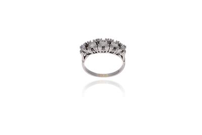 Anello con diamanti - Asta Preziosi