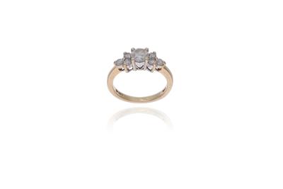 Anello con diamanti - Asta Preziosi