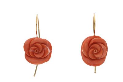 Paio di orecchini con coralli - Asta Preziosi