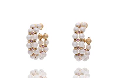 Paio di orecchini con perle coltivate e rubini - Asta Preziosi