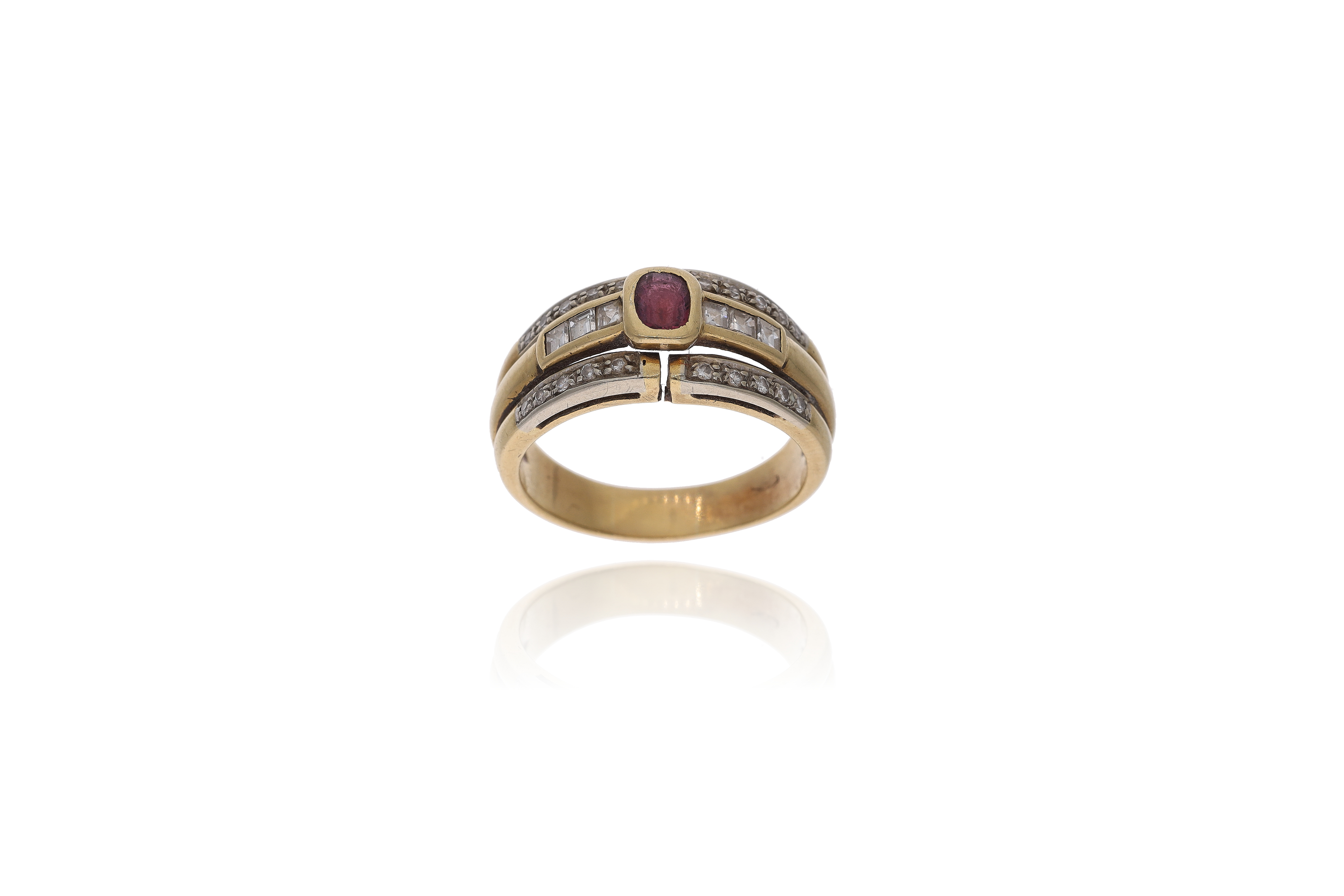 Anello con diamanti e pietra - Asta Preziosi