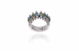 Parure orecchini e anello con diamanti e pietre - Asta Preziosi Parure orecchini e anello con diamanti e pietre - Asta Preziosi