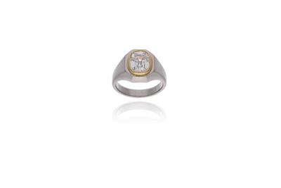 Anello con diamante - Gioielli senza tempo