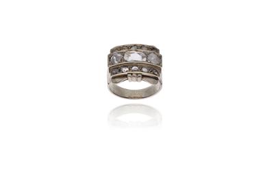 Anello con diamanti - Gioielli senza tempo