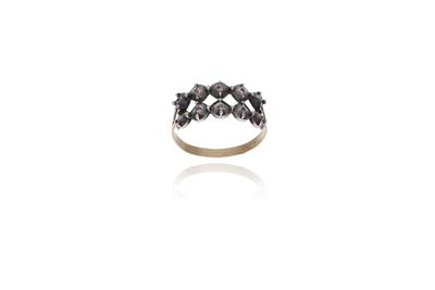 Anello con diamanti - Gioielli senza tempo