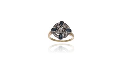 Anello con diamanti e zaffiri - Gioielli senza tempo