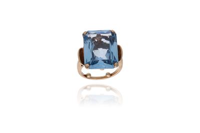 Anello con pietra - Gioielli senza tempo