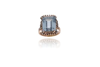 Anello con pietra - Asta Preziosi