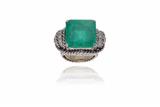 Anello con smeraldo e diamanti - Asta Preziosi