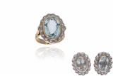 Parure anello e paio di orecchini con diamanti ed acquemarine - Asta Preziosi